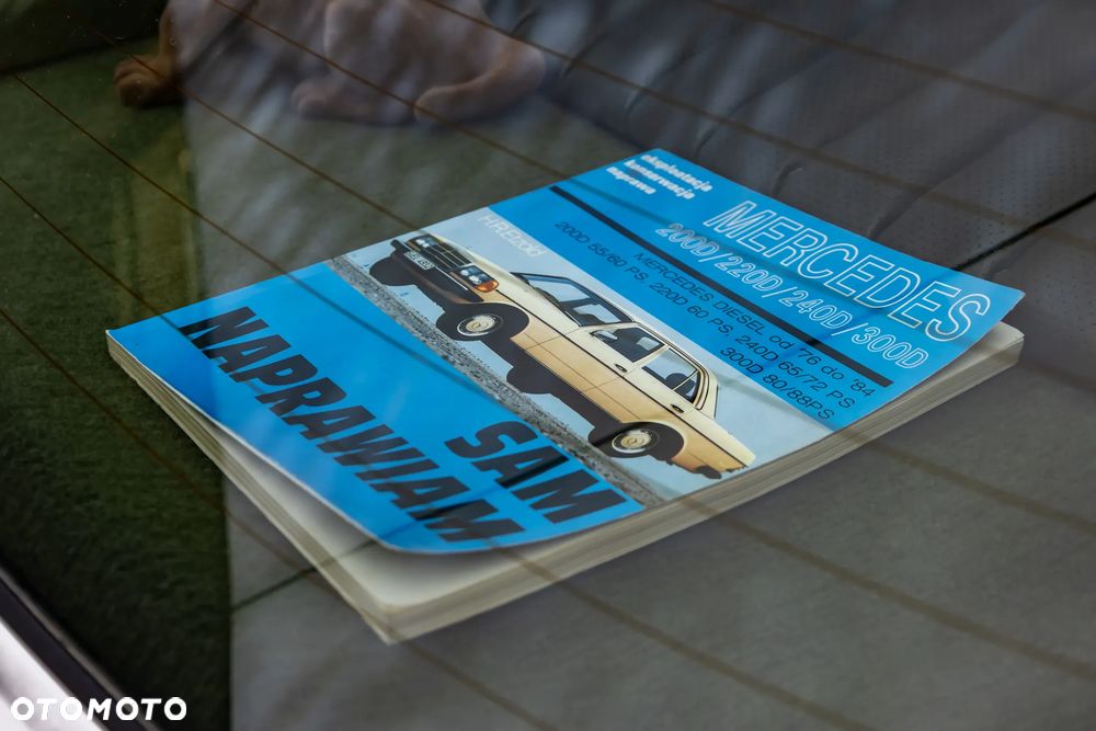 Mercedes-Benz W123 - 20