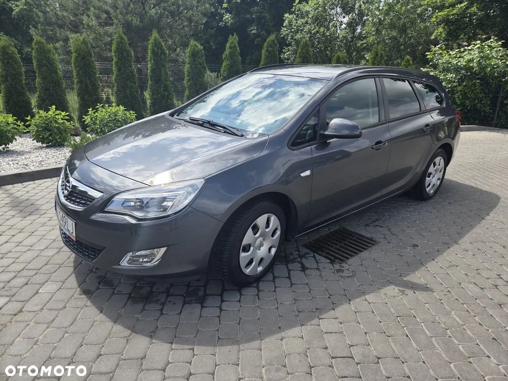 Opel Astra - 2