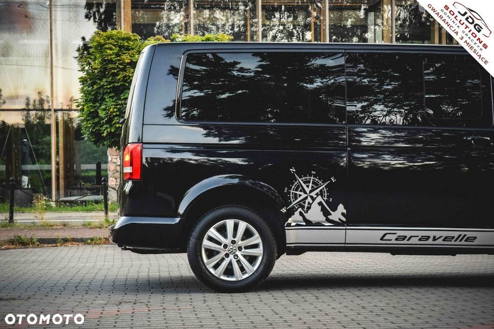Volkswagen Caravelle - 10