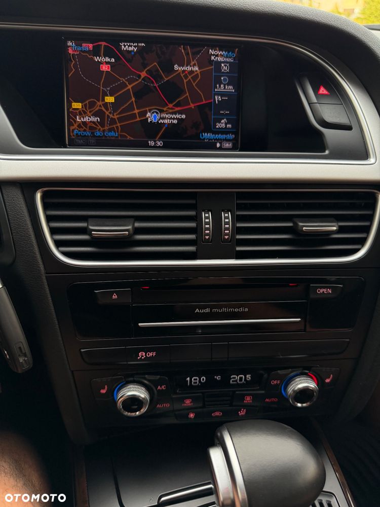 Audi A4 Limousine - 18