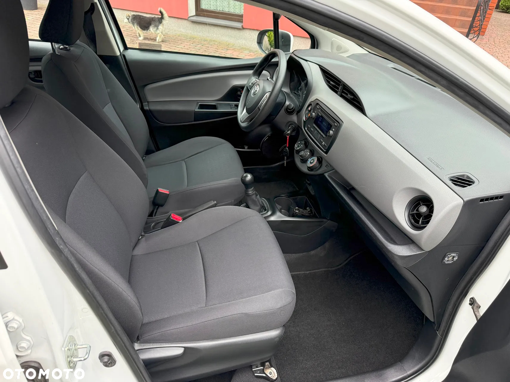 Toyota Yaris - 16