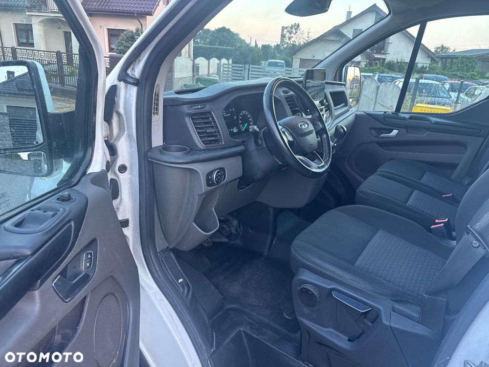 Ford Transit Custom - 11