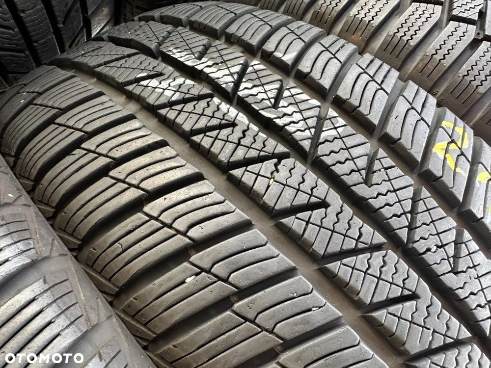 215/55r17 Barum Polaris 5_7,6mm_4szt_(44) - 5