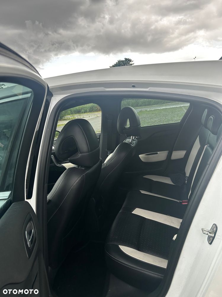 Citroën DS4 1.6 THP SportChic - 9