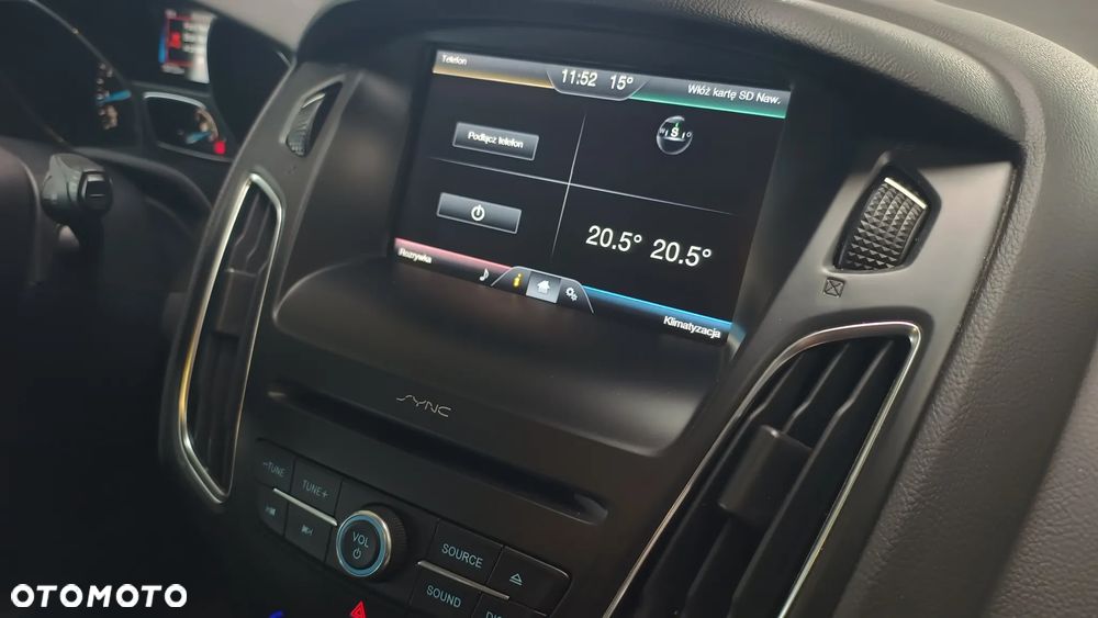 Ford Focus 1.5 EcoBoost Titanium ASS - 27