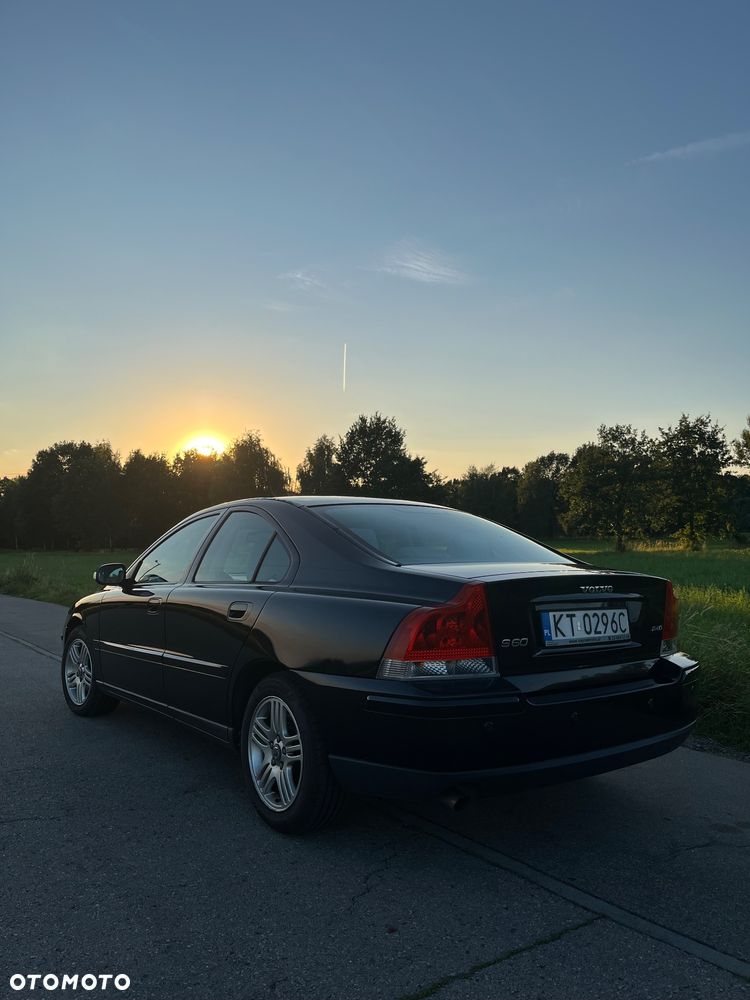 Volvo S60 2.4D Rubin - 3