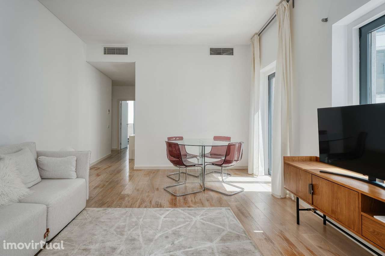 Apartamento T2 no Palácio Mesquitela | Santa Catarina, Lisboa - Grande imagem: 2/31