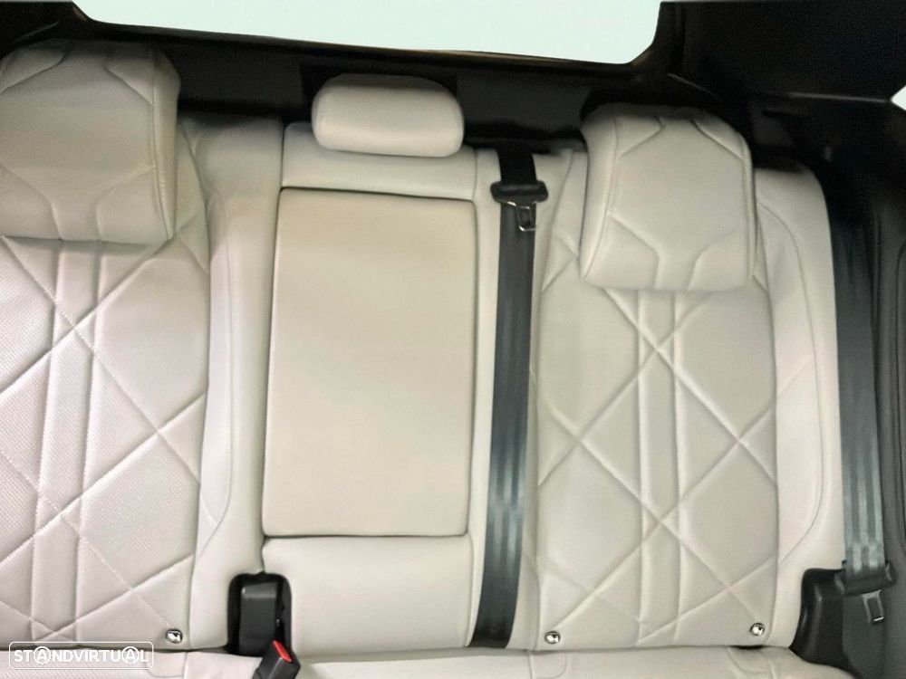 DS DS7 Crossback - 19