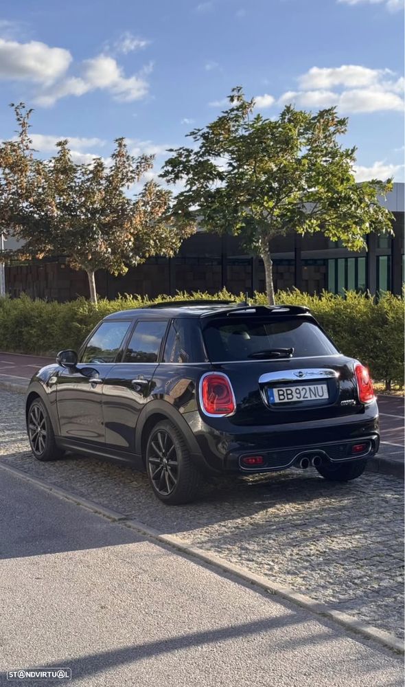 MINI 5 Portas Cooper S Auto Desportiva - 2