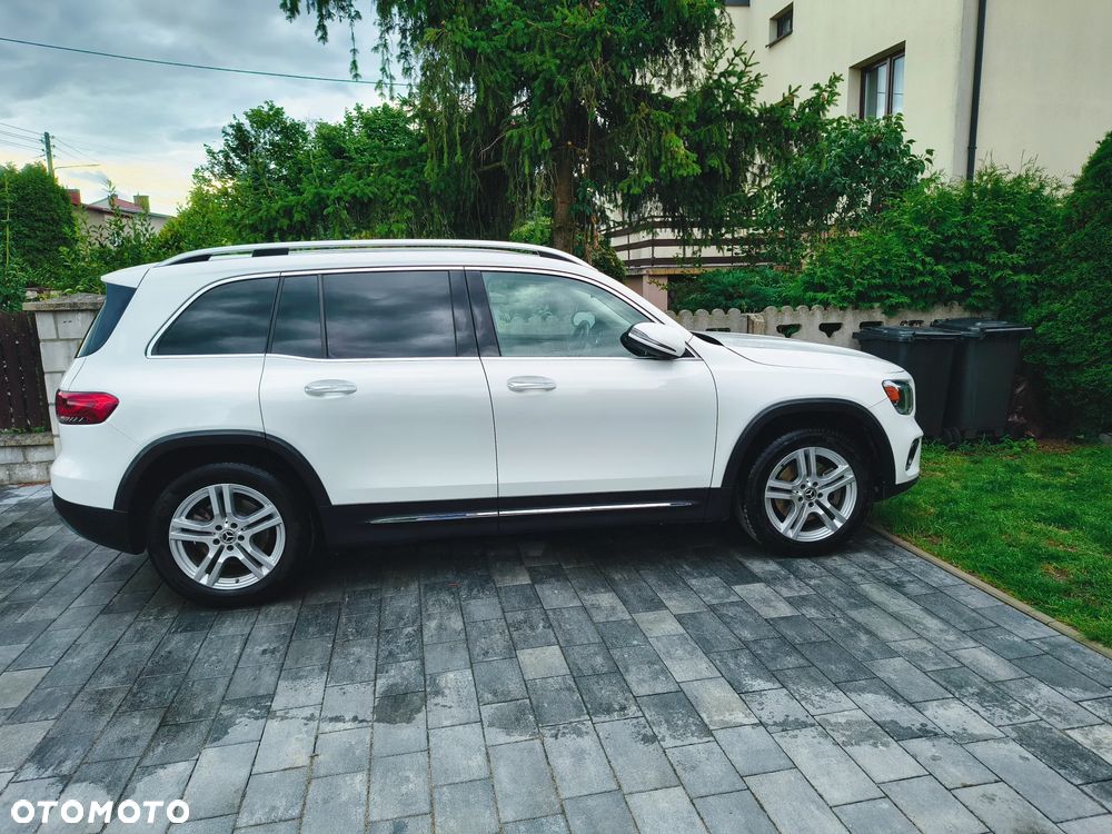Mercedes-Benz GLB 250 8G-DCT - 4