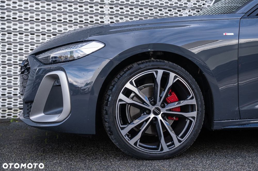 Audi A5 Limousine - 6