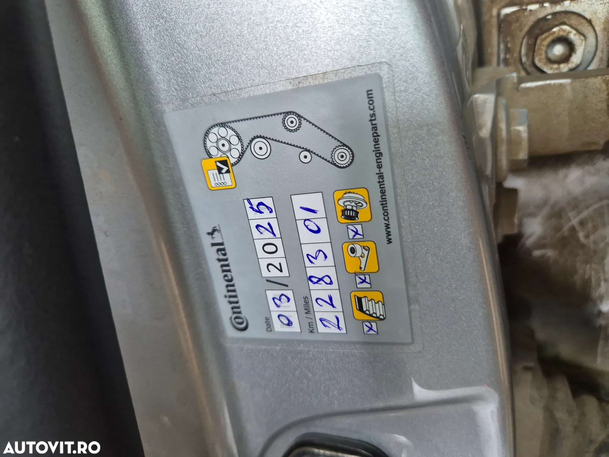 Volkswagen Passat Variant 2.0 TDI Highline DPF - 24