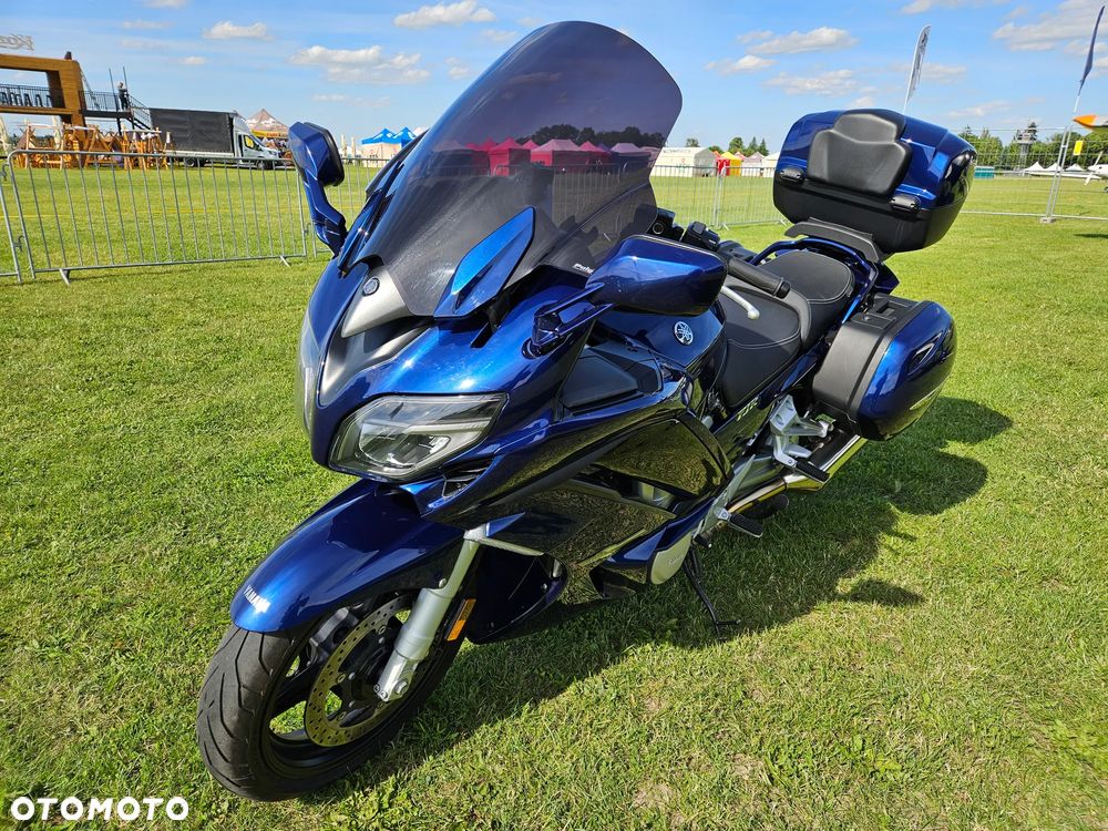 Yamaha FJR - 4