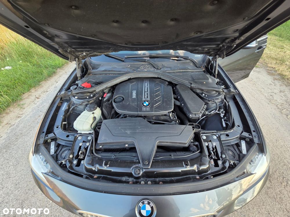BMW Seria 3 320d Efficient Dynamics - 25