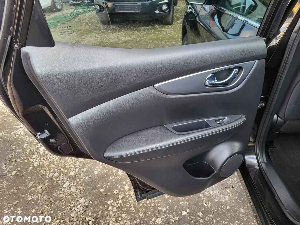 Nissan Qashqai 1.3 DIG-T Tekna+ - 26