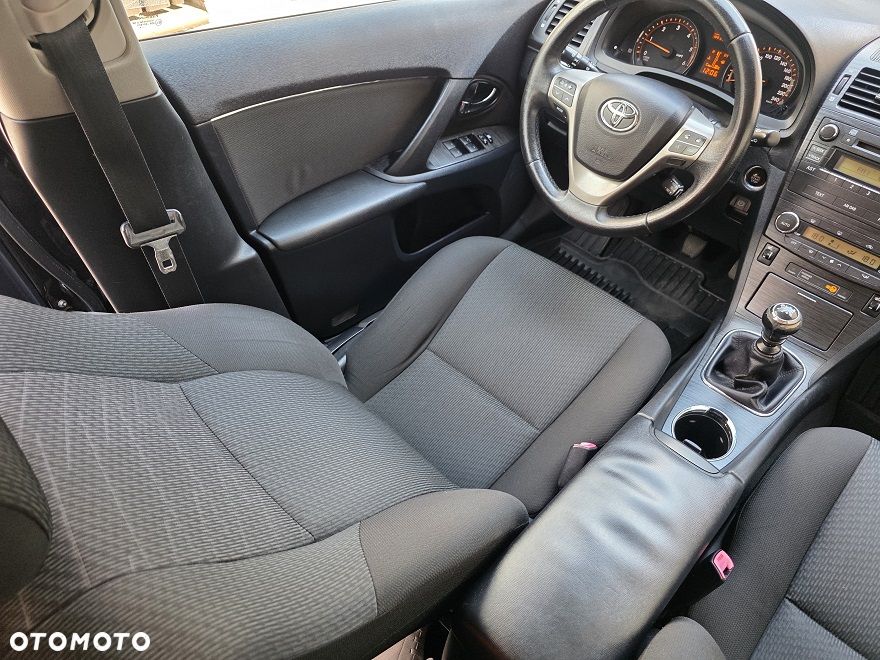 Toyota Avensis 2.0 D-4D Platinium - 22