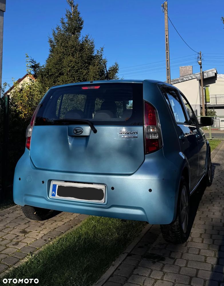 Daihatsu Sirion 1.0 - 2