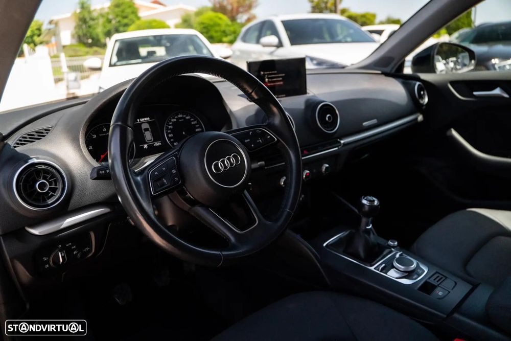 Audi A3 Sportback 1.6 TDI Design - 2