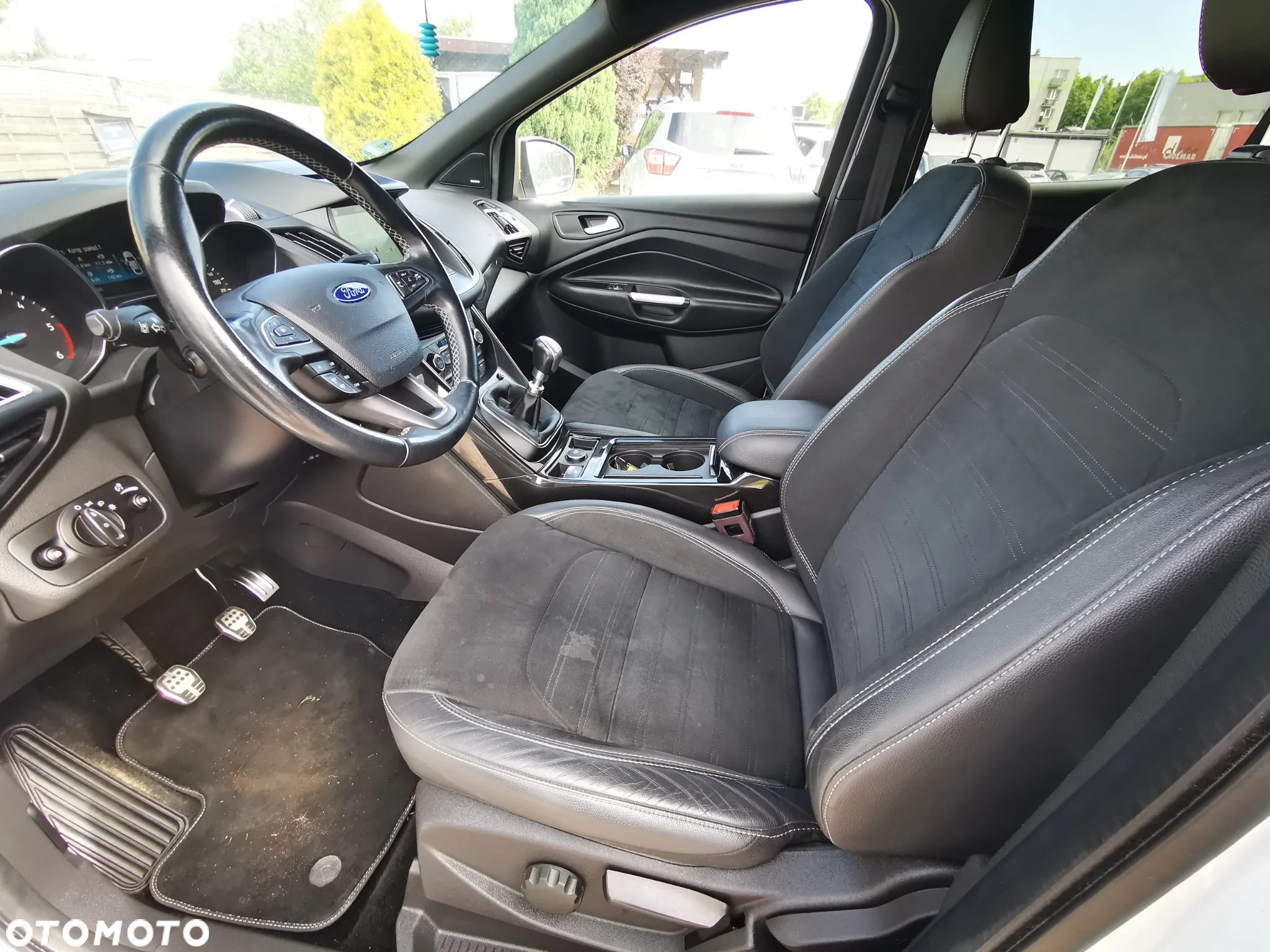 Ford Kuga 2.0 TDCi 4x4 ST-Line - 11