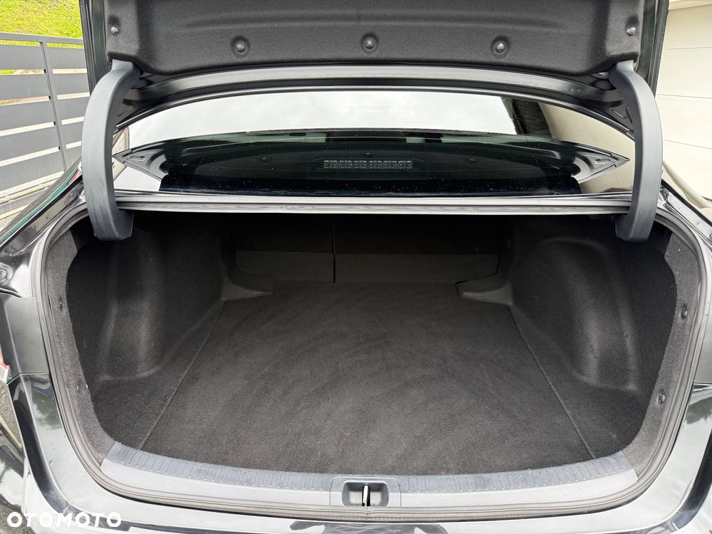 Toyota Corolla 1.8 Hybrid Executive - 34