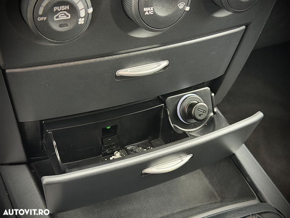 Kia Sorento 2.5 CRDi VGT EX - 33