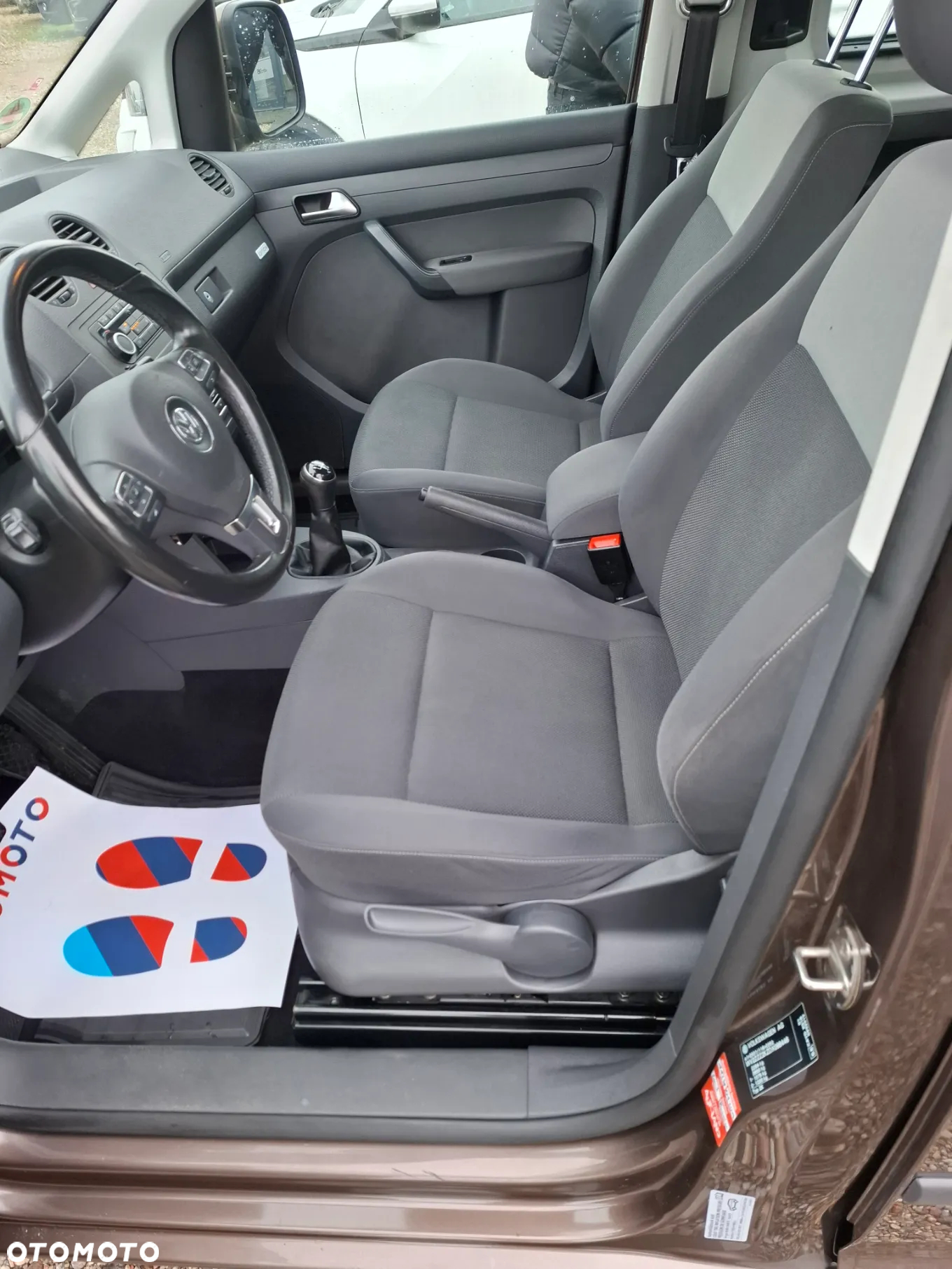 Volkswagen Caddy 1.6 TDI Comfortline - 18