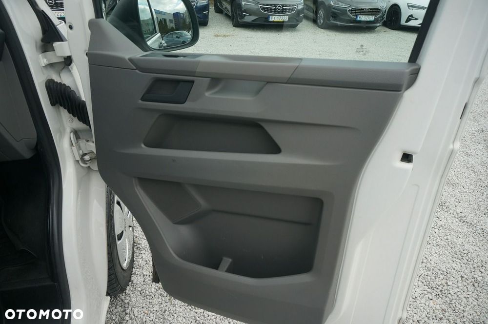 Volkswagen Transporter - 19