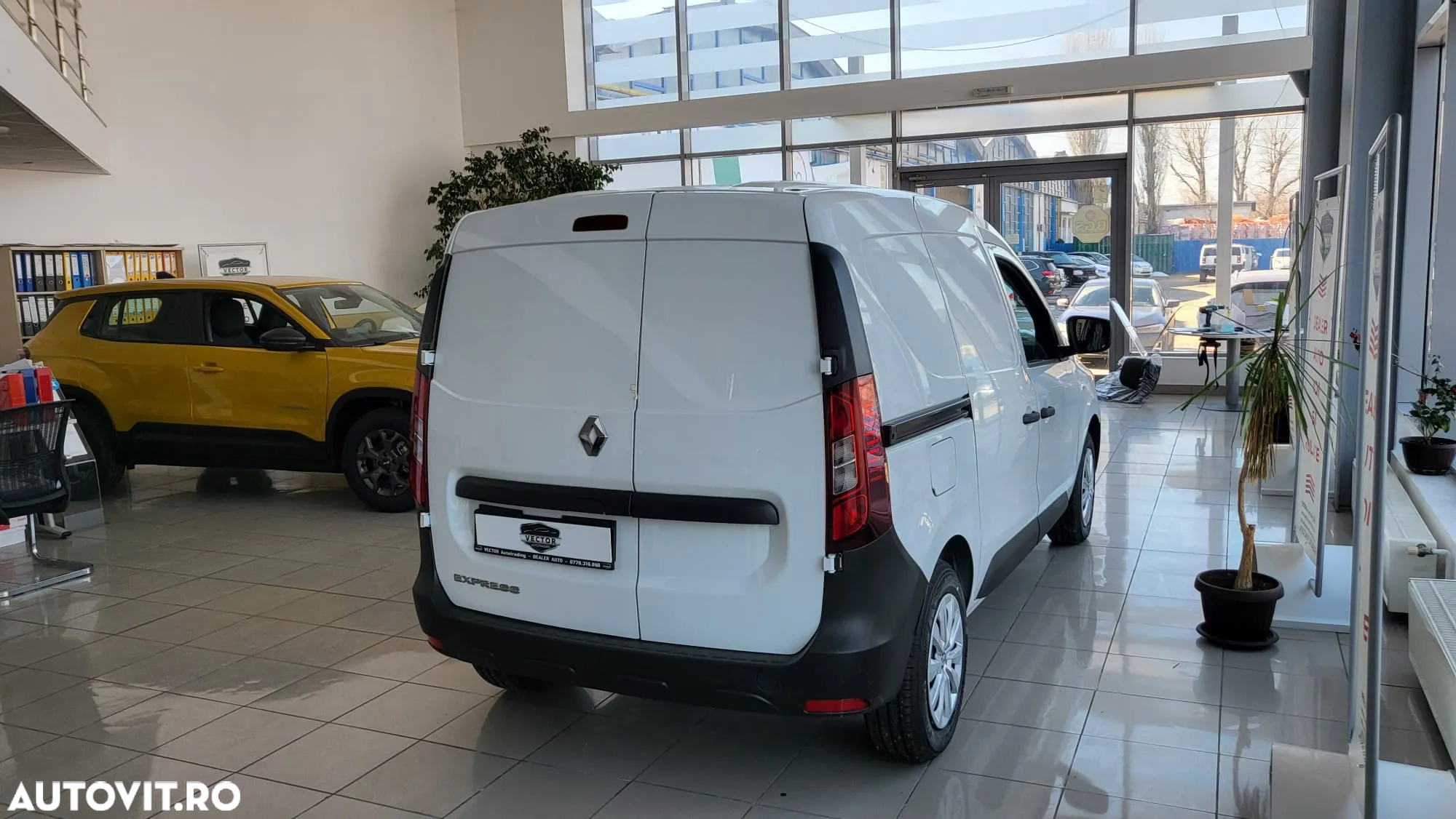 Renault Express - 13