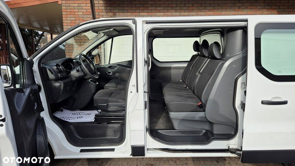 Renault Trafic - 12