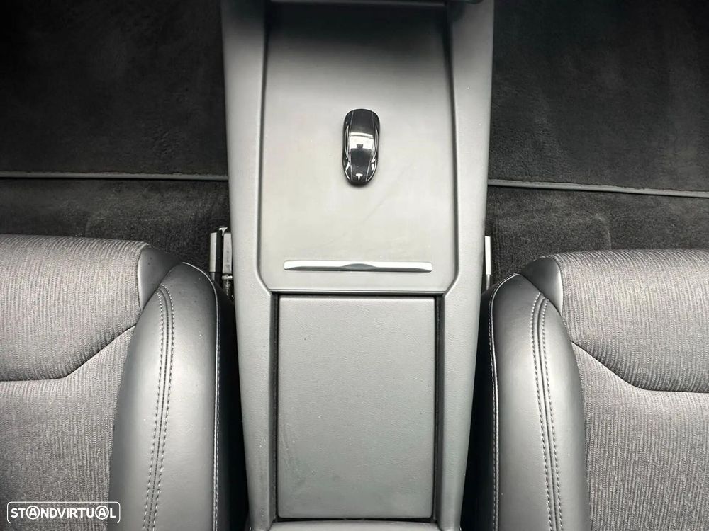 Tesla Model S Performance - 17
