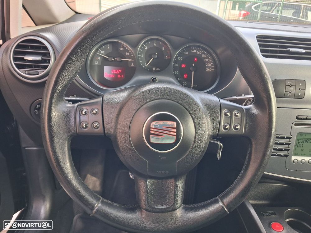 SEAT Leon 2.0 TDI Sport DPF - 9