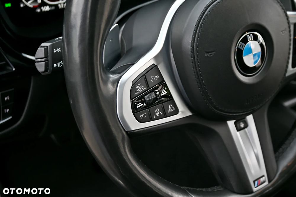 BMW Seria 5 - 33