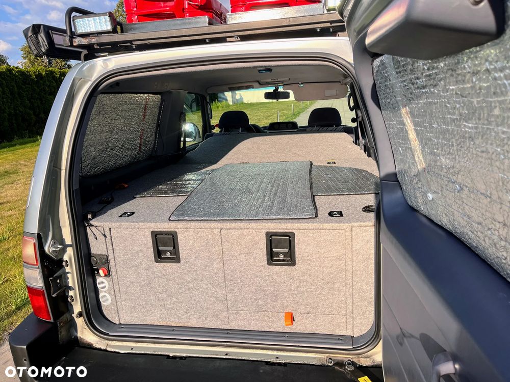 Toyota Land Cruiser KJ90 3.0 TD Special - 14