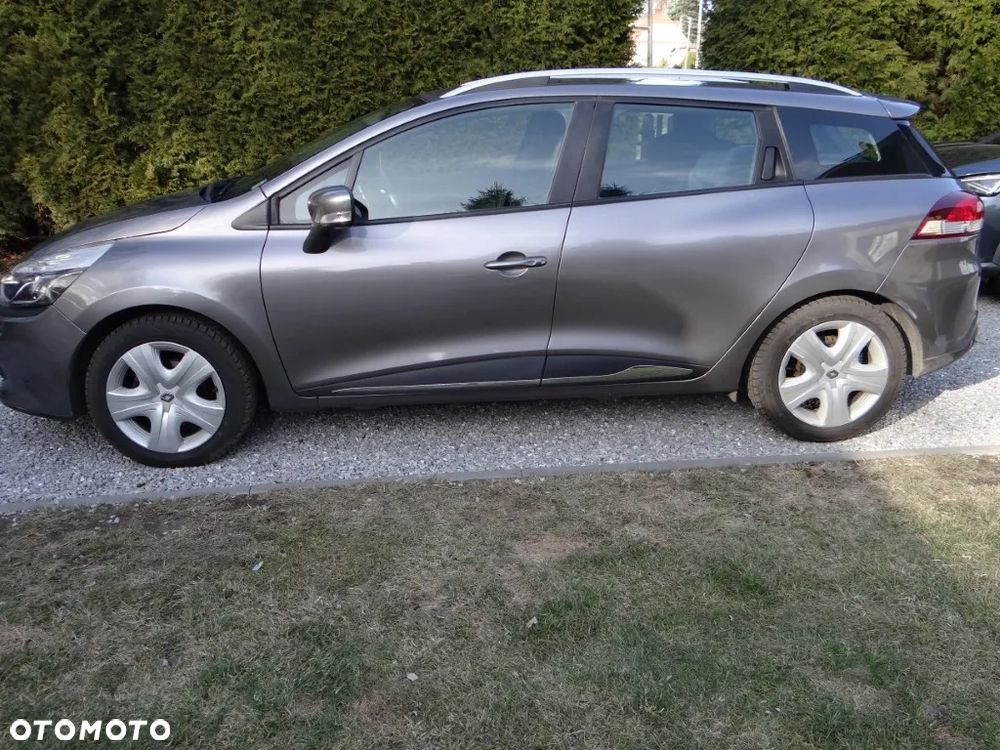Renault Clio - 6