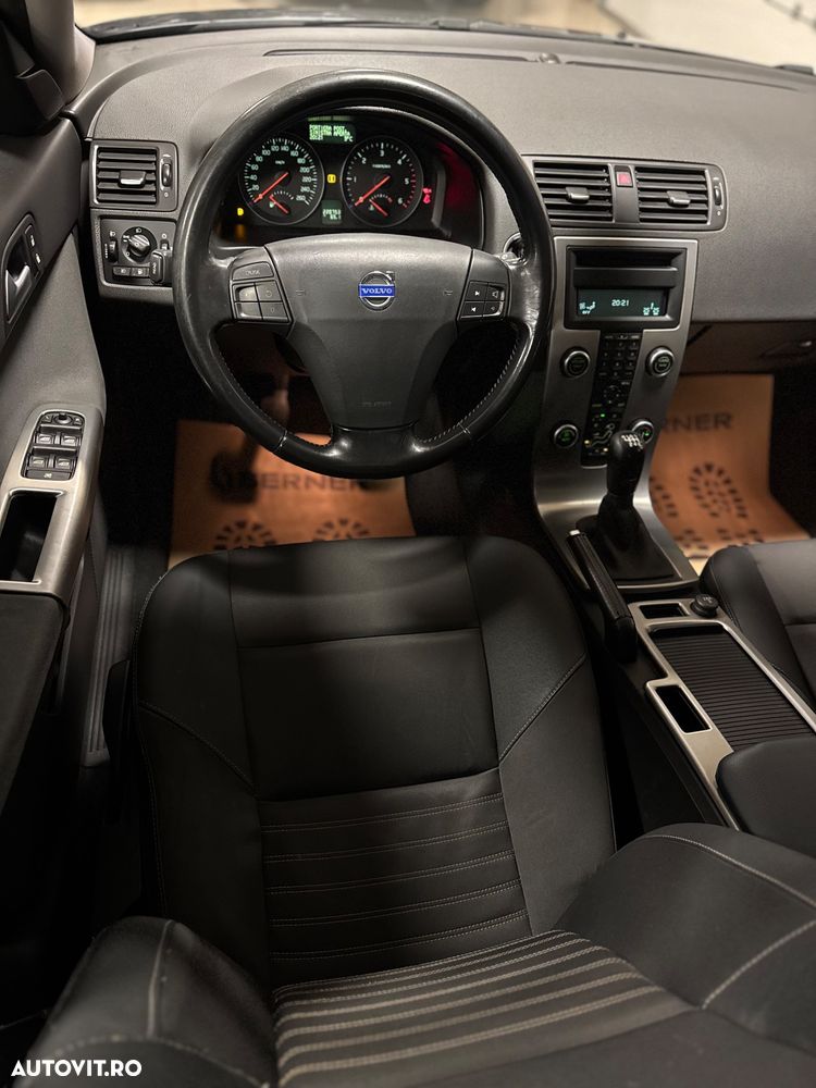 Volvo V50 2.0 D Momentum - 20