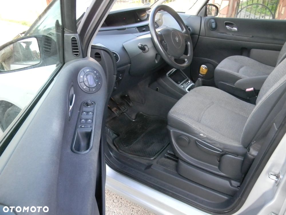 Renault Espace 2.0 dCi FAP Dynamique - 18