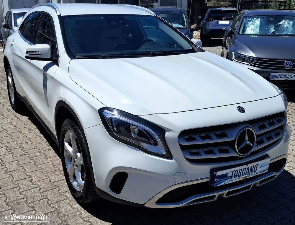 Mercedes-Benz GLA 180 d - 1