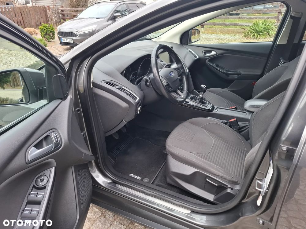 Ford Focus 1.0 EcoBoost Titanium - 14