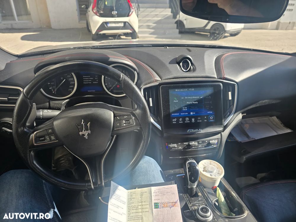 Maserati Ghibli - 2