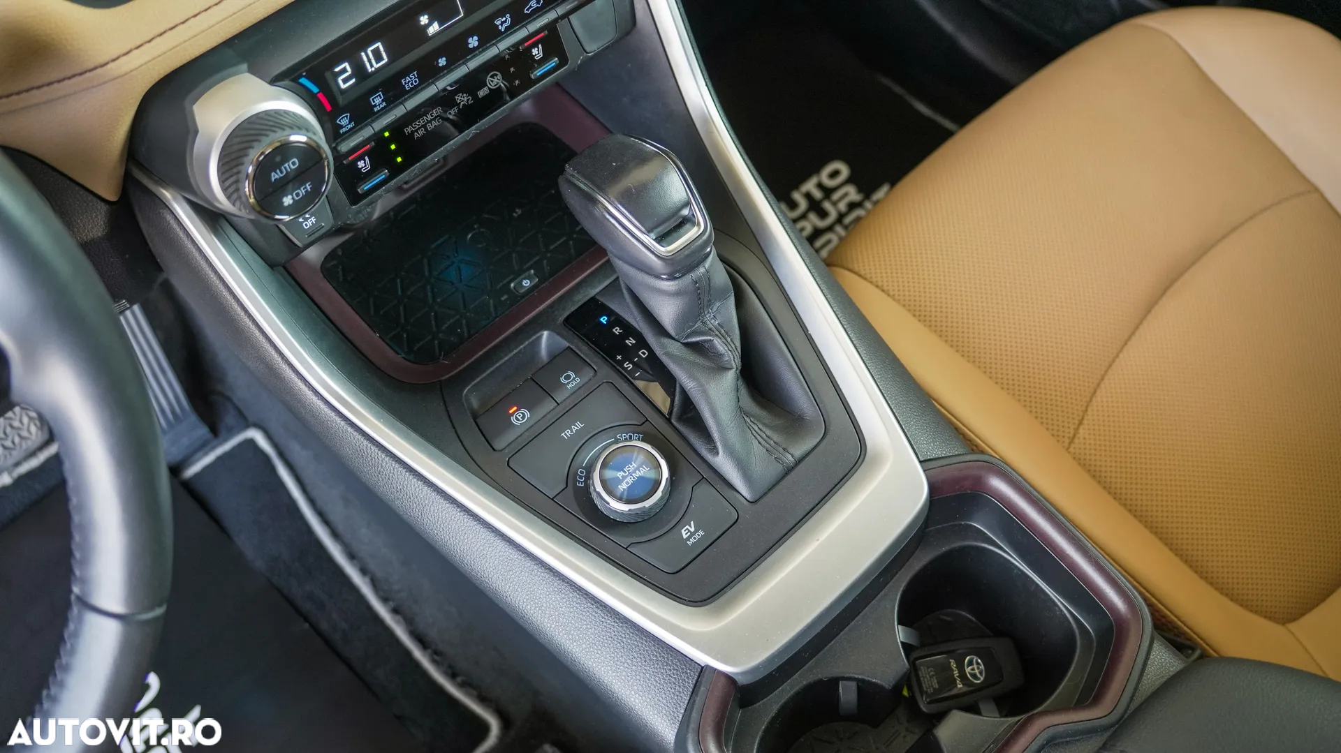 Toyota RAV4 2.5 4x4 Hybrid Comfort - 16