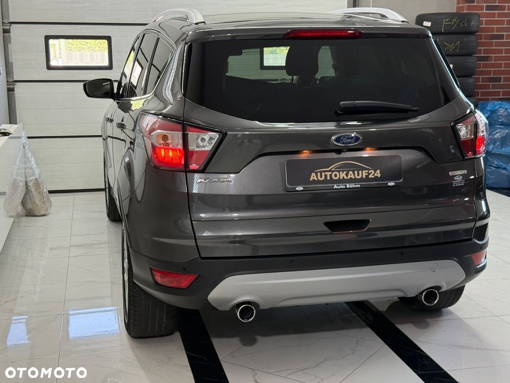 Ford Kuga 1.5 EcoBoost 2x4 Titanium - 8