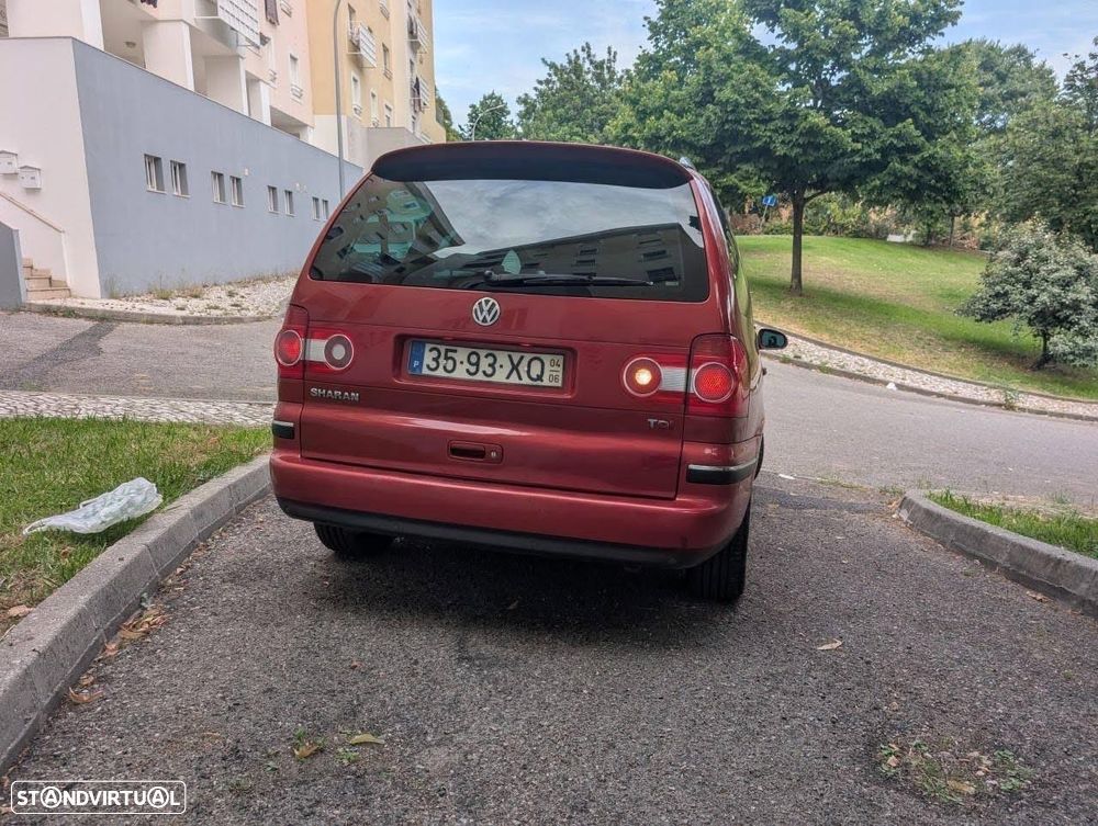 VW Sharan 1.9 TDi Highline - 4