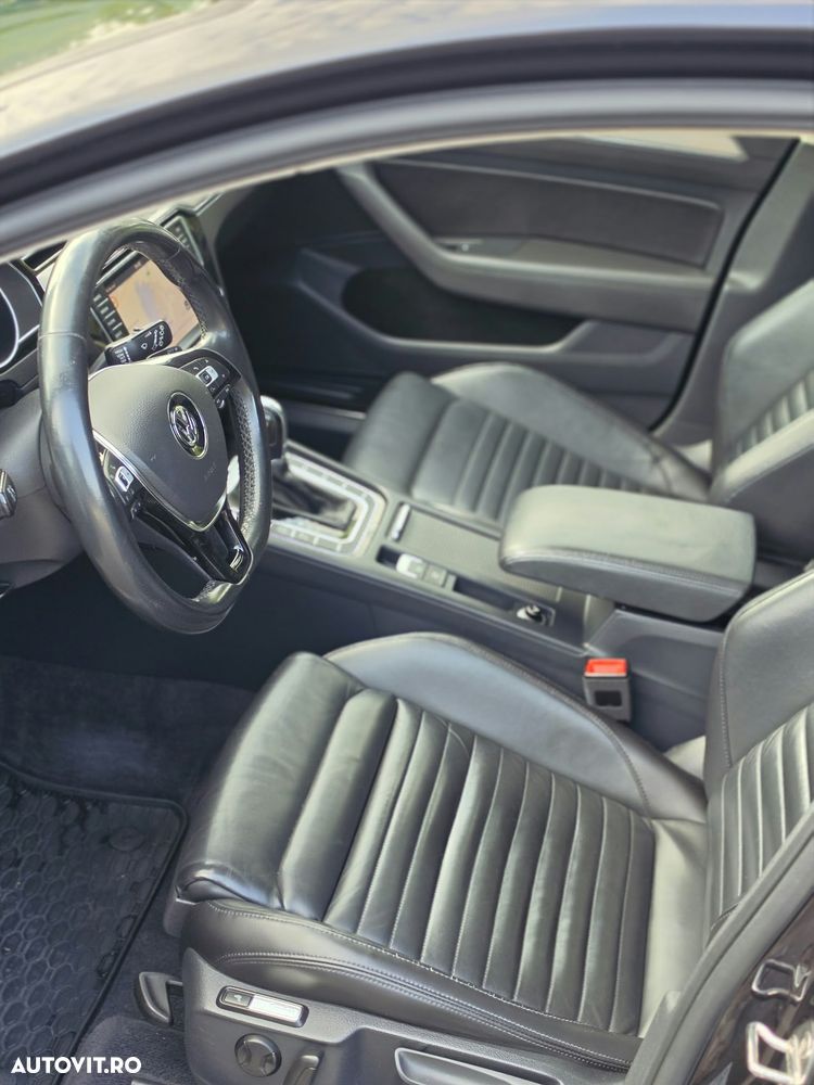 Volkswagen Passat 2.0 TDI DSG 4Motion Highline - 22