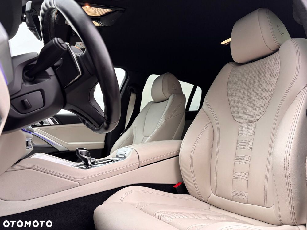 BMW X6 - 11