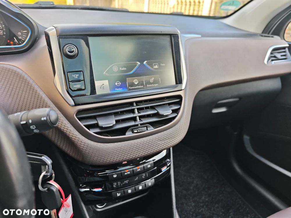 Peugeot 2008 - 29