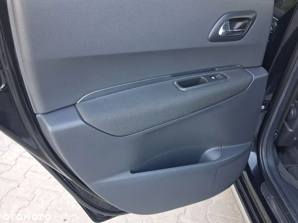 Peugeot 3008 1.6 HDi Premium - 23