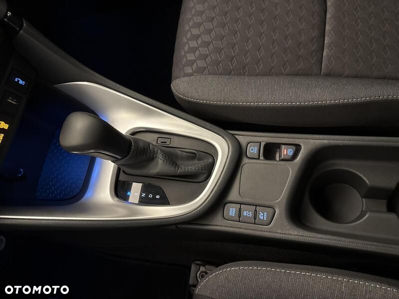 Toyota Yaris - 18