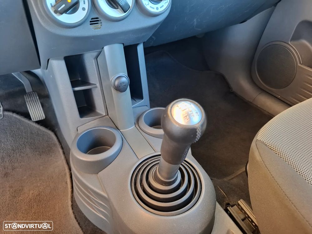 Mitsubishi Colt 1.1 Inform RCD - 33