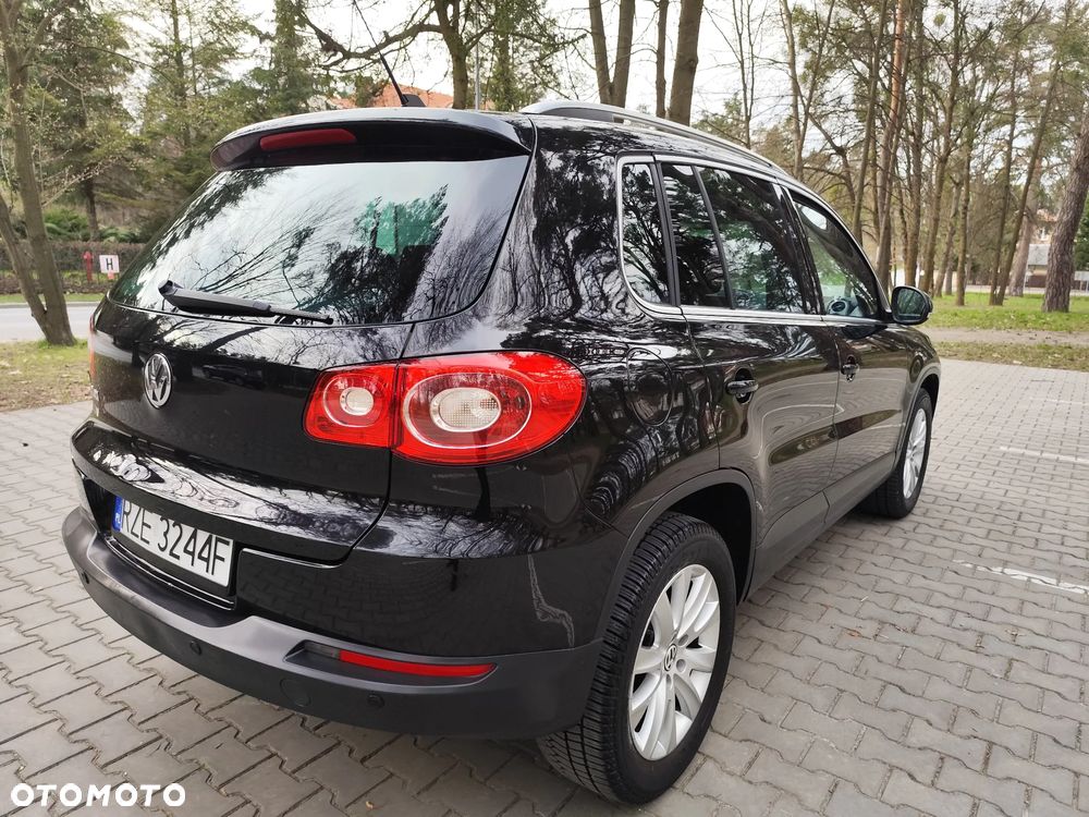 Volkswagen Tiguan - 18