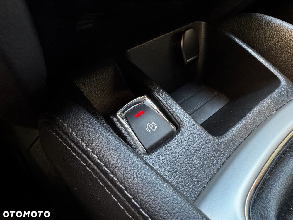 Nissan Qashqai 1.2 DIG-T N-Connecta EU6 - 21